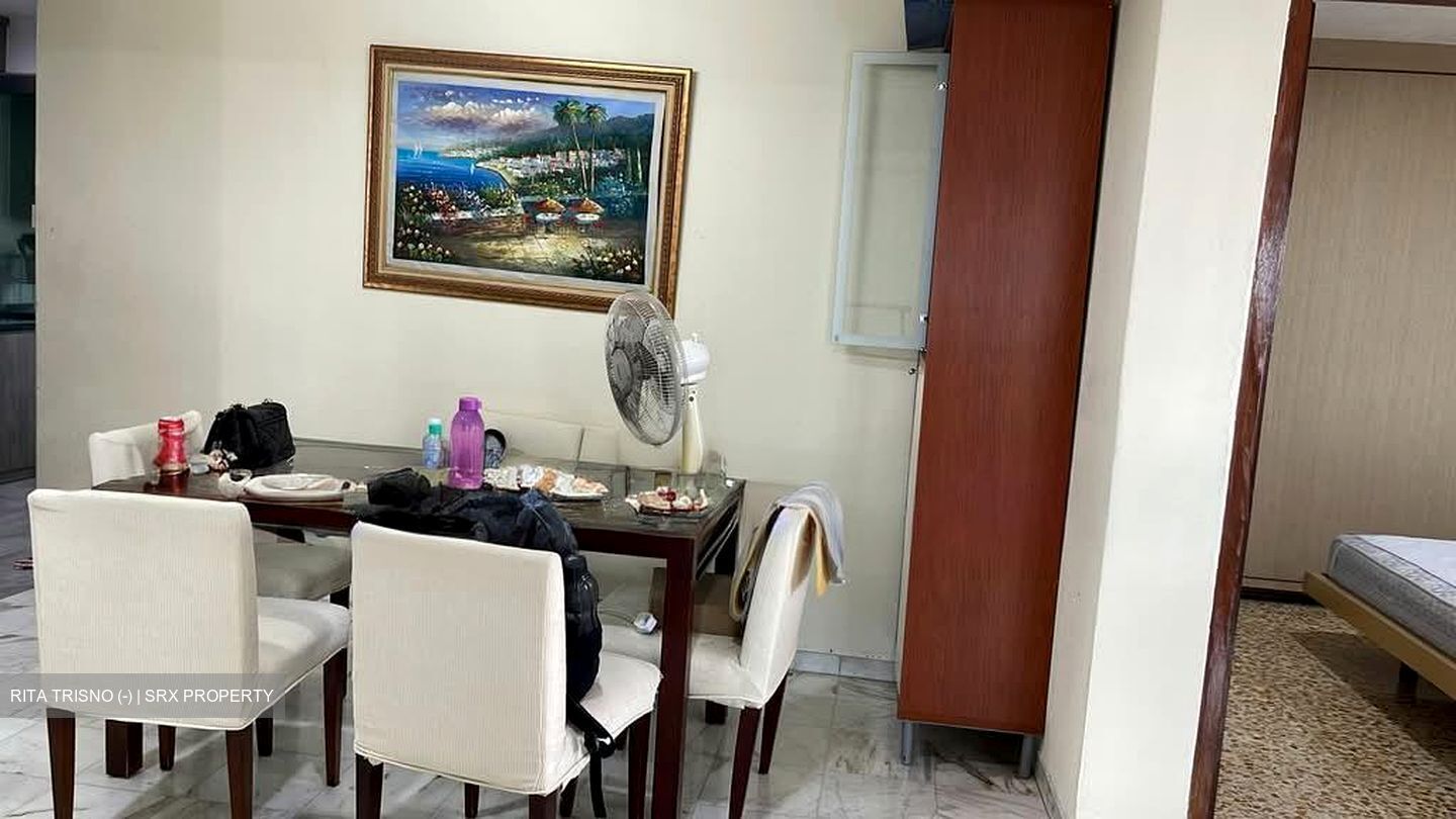 Blk 217 Lorong 8 Toa Payoh (Toa Payoh), HDB 5 Rooms #563275451